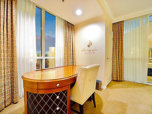 Amalz 2 Bedroom 3 Bathroom Balcony Suites at Mgm Signature !, Las Vegas (photo 11)
