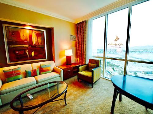Amalz 2 Bedroom 3 Bathroom Balcony Suites at Mgm Signature !, Las Vegas (photo 9)