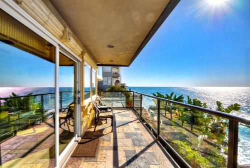 Villa Bella Mare at the Retreat in Laguna Beach in Laguna Beach, USA