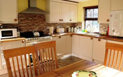 A szálláshely kívülről, Fairy Glen Cottage in Uig