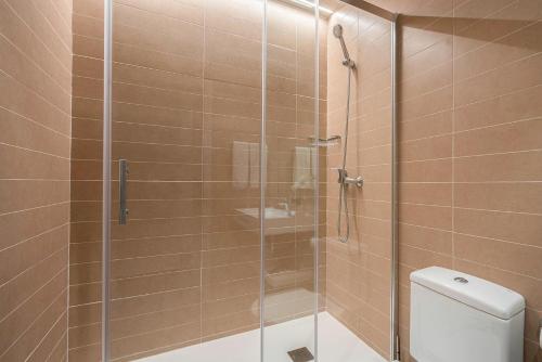 Fisa Rentals Ramblas Apartments - image 12