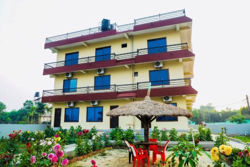 Hotel Nepal Inn Sauraha