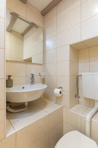 Luxury Old Town Apartments - image 10