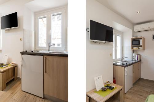 Luxury Old Town Apartments - image 4