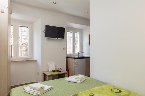 Luxury Old Town Apartments - image 12