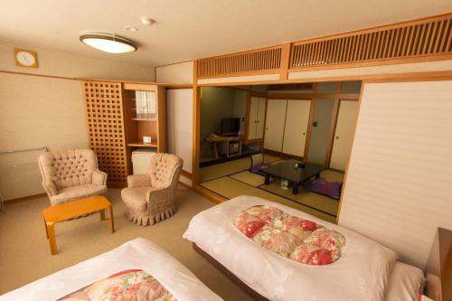 Standard Room with Tatami Area - Non-Smoking