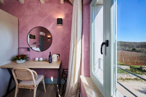 Winery Cuj Bed & Breakfast in Vilanija