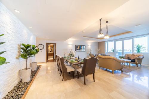 2 Bedroom App with private beach and infinity pool, Dubai (foto 6)