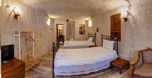 Village Cave House Hotel Room Type - Standard Twin Room