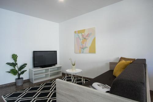 Flatsforyou Carmen Room Type - One-Bedroom Apartment (4 Adults)