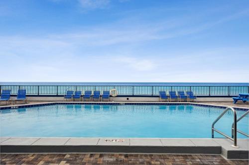 AquaVista Beach Resort by Panhandle Getaways - image 11