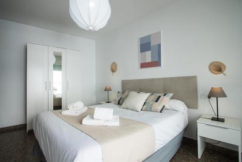 One-Bedroom Apartment image 8