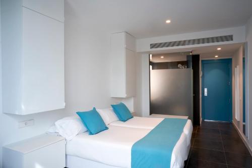 Hotel 54 Barceloneta - image 8