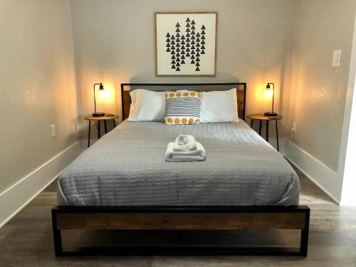 Hot tub, Quiet 3 Bedroom, Close to Downtown, WFH in Wheat Ridge, USA