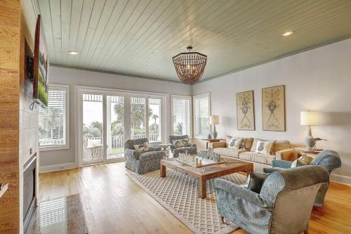 設施, Grand Pavilion 15 - Oceanfront Home! Pool Pass in 棕櫚島