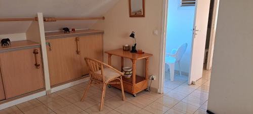 Logement spacieux deux pieces a Baie Mahault in Baie-Mahault