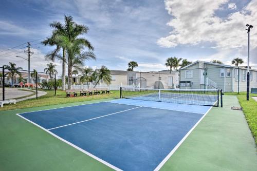 Nettles Island, Jensen Beach Home with Patio and Grill