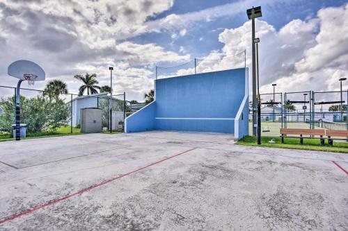 Nettles Island, Jensen Beach Home with Patio and Grill