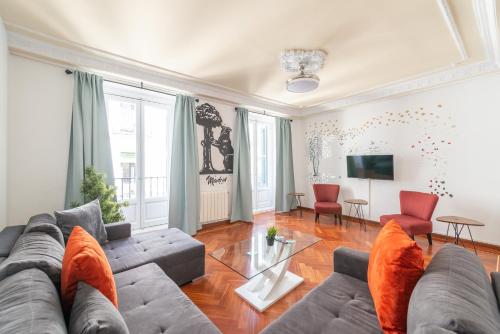 vip LETRAS, by MONARO, Madrid