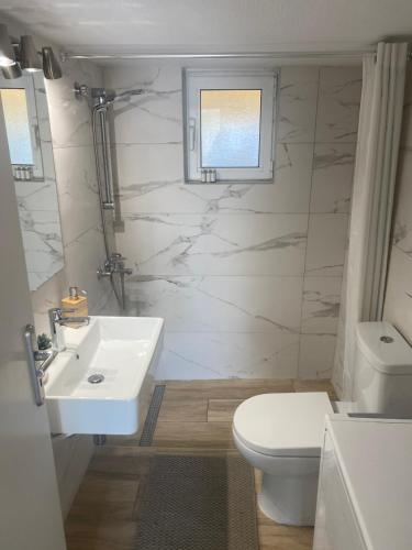 Thiseio Big Apartment, Athens (photo 2)