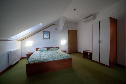  Sobe s kupaonicom - Pakrac, Pension in Pakrac bei Orljavac