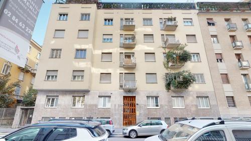 SAHI - Dei dell'Olimpo apartments Porta Romana 2