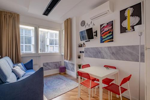 Modern Apartment at San Giovanni, Rome (photo 7)