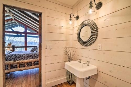 Lakefront Lewisburg Vacation Rental with Deck! in Lewisburg, USA