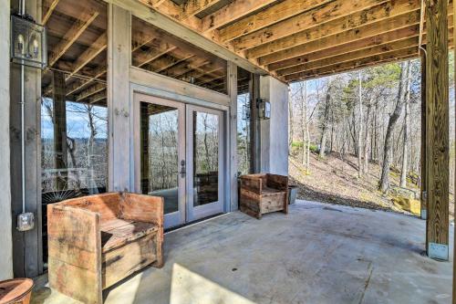 Lakefront Lewisburg Vacation Rental with Deck! in Lewisburg, USA