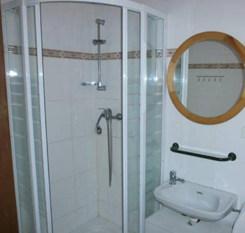 1 double bed