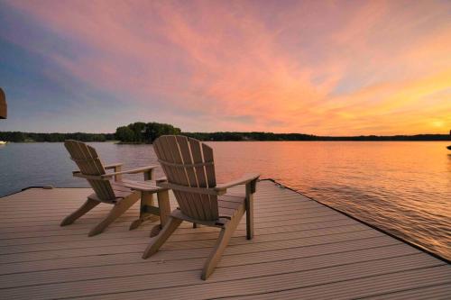 Stunning Reynolds Lake Oconee