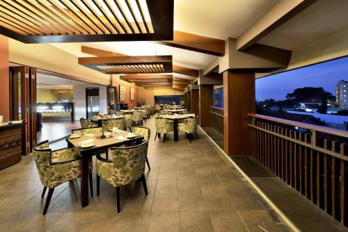 Étterem, Grand Serela Setiabudhi Bandung in Setiabudi