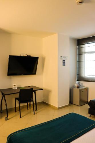 hotel medellin gold – Medellin, VT