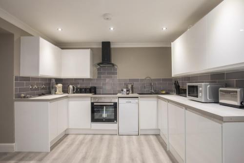 Riverside Central Kingston Flat 1B - image 8