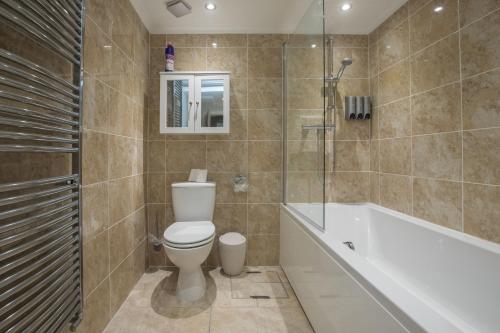 Riverside Central Kingston Flat 1B - image 4