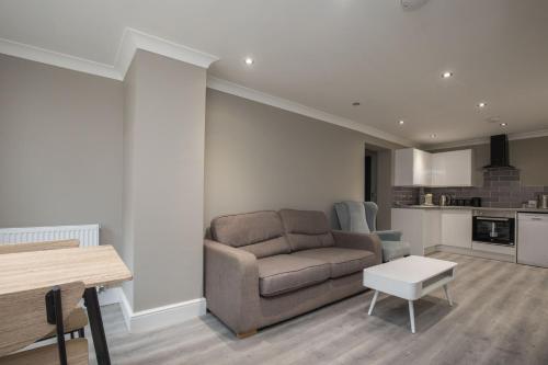 Riverside Central Kingston Flat 1B - image 10