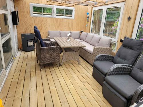 Lovely Holiday Home With Spa And Hot Tub Outside