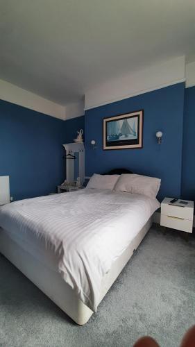 The Coventry Guest House - image 3
