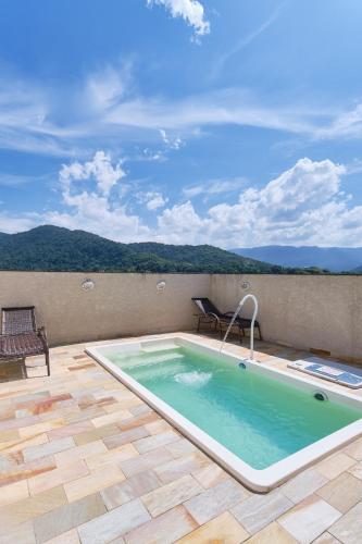 2 Quartos com ar, piscina, sacada Gourmet a 1 km da praia Grande, Убатуба (фото 7)