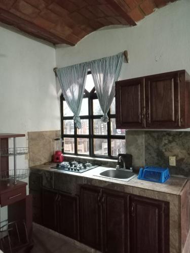La Casa Azul Del Capitan – Guayabitos, MO