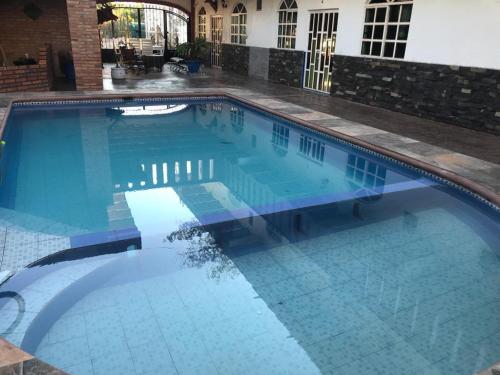 La Casa Azul Del Capitan – Guayabitos, MO