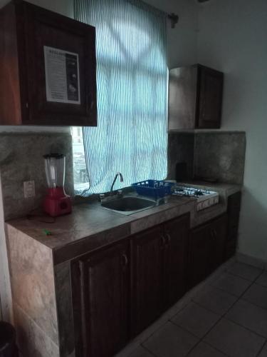 La Casa Azul Del Capitan – Guayabitos, MO