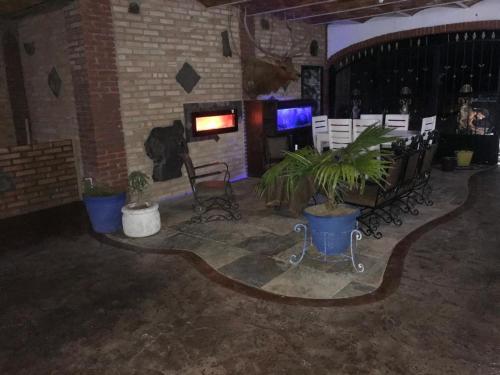 La Casa Azul Del Capitan – Guayabitos, MO