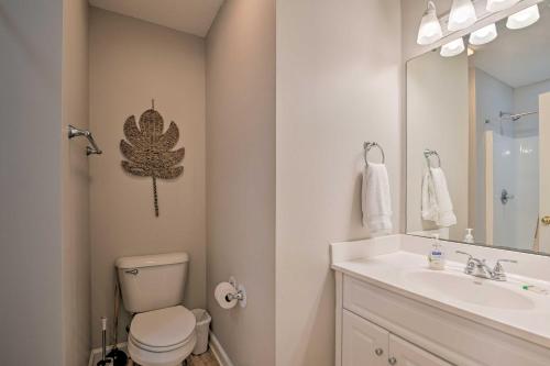 Large Home with Hot tub and Pool - 500 Ft to the Beach - image 2