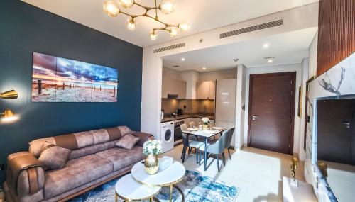STAY La Casa Da Vinci 1BR Holiday Home CVR B3002 near Burj Khalifa, Дубай (фото 2)