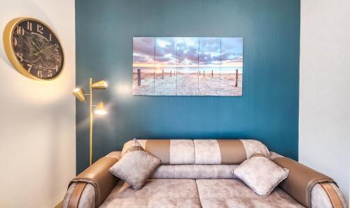 STAY La Casa Da Vinci 1BR Holiday Home CVR B3002 near Burj Khalifa, Дубай (фото 9)