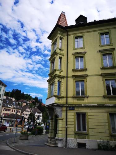Vaade, Le Locle : bel appartement chaleureux in Le Locle