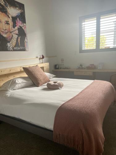 1 queen bed