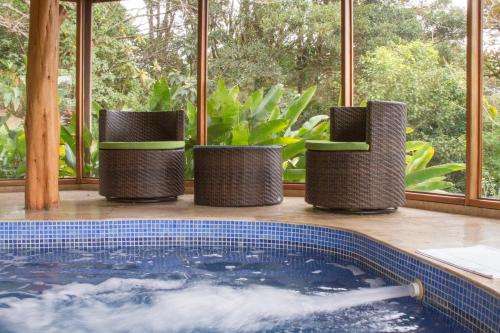 Swimming pool, Hotel Belmar in Monteverde