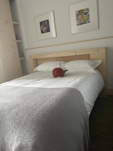 1 double bed